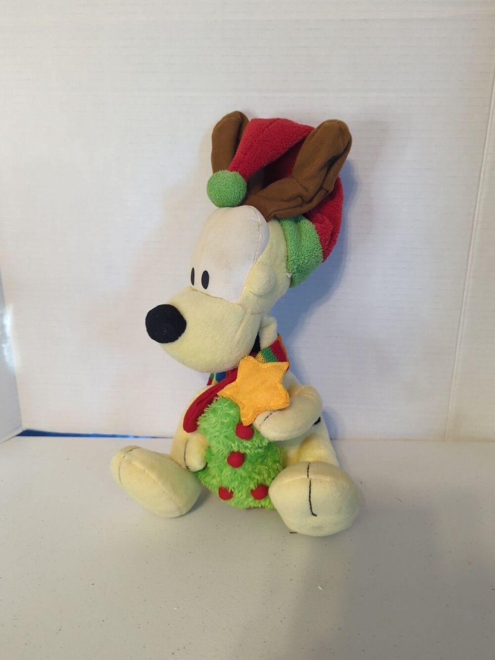 Odie Christmas Light Up Musical Plush • Sound & Light Animatronic